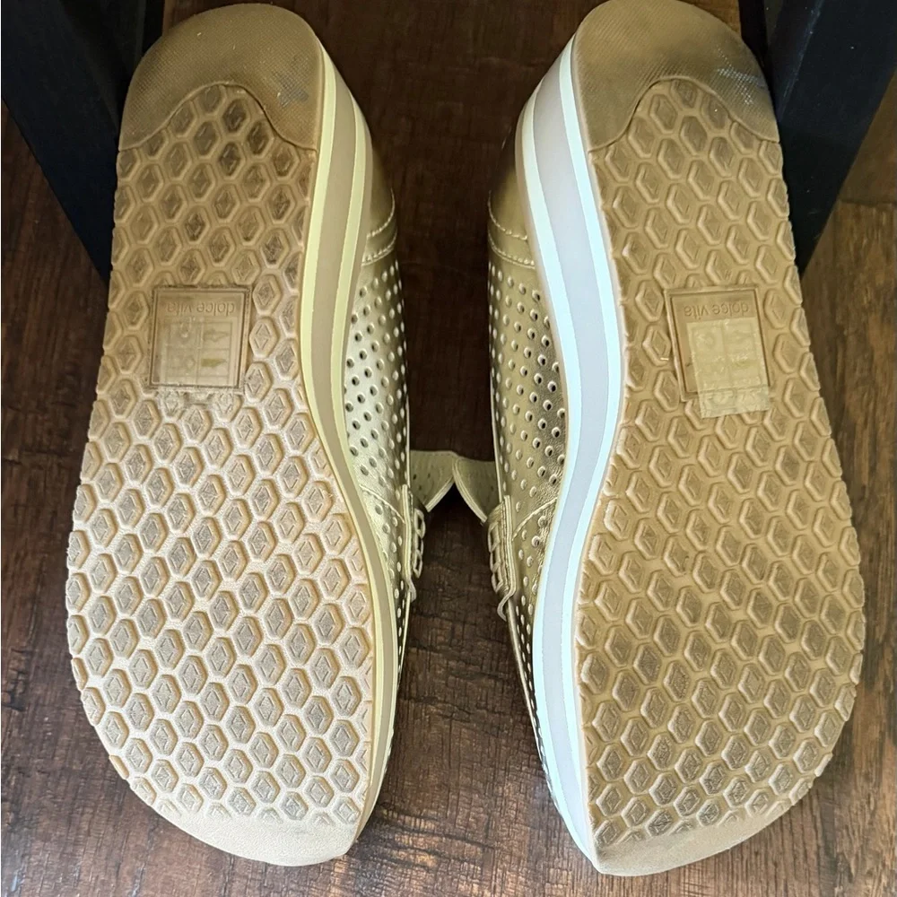 Dolce Vita Janine Gold Platform Loafers MSRP $155